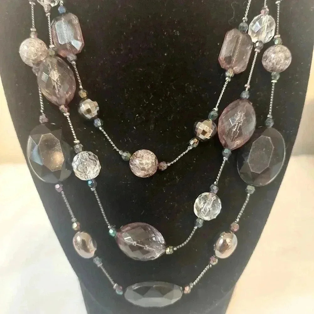 Triple strand signed NY acrylic lucite beads beaded necklace 19" WITH EXTENTION - Picture 2 of 4